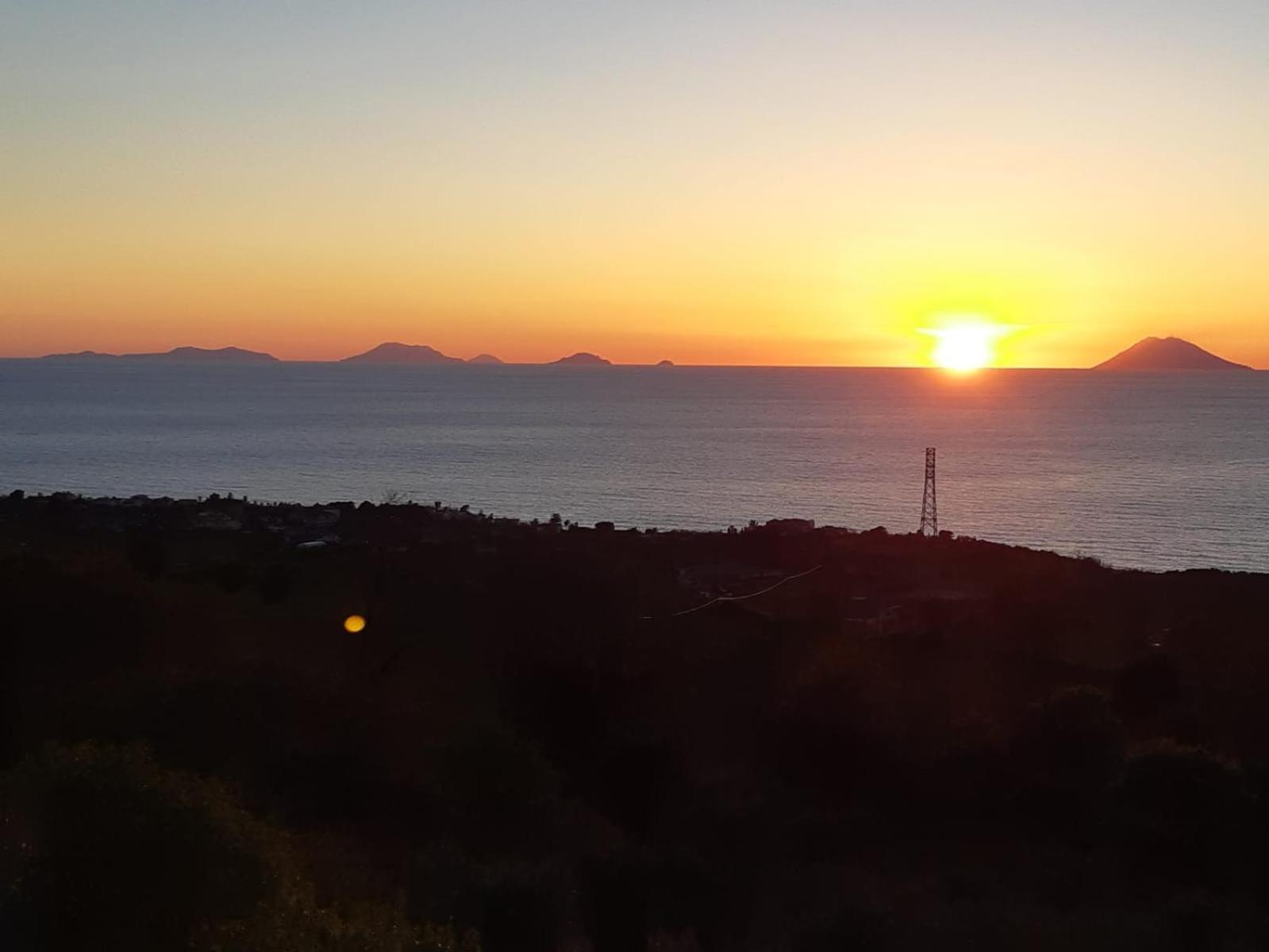 Il Tramonto Capo Vaticano Apartment Tropea