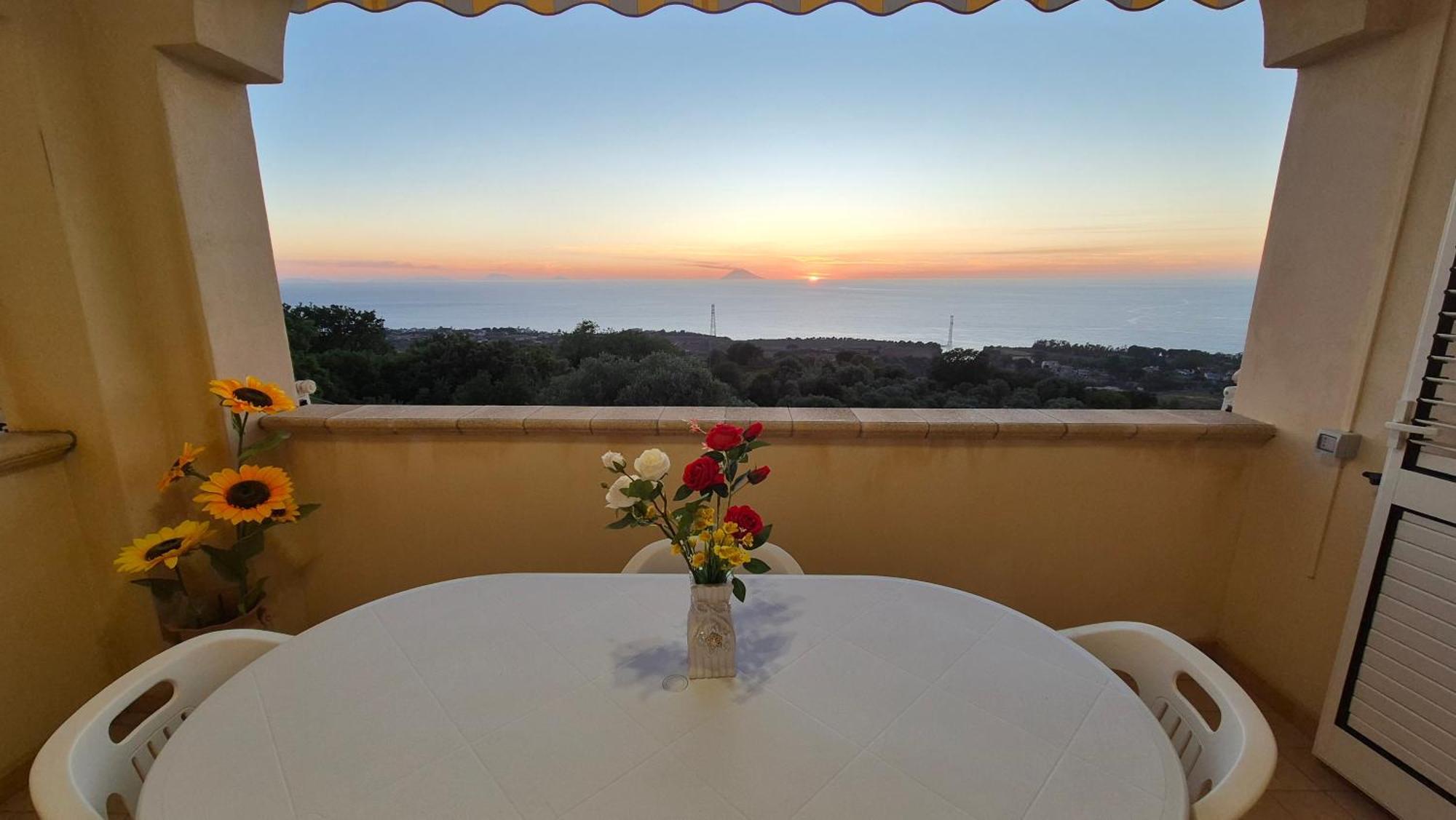 Il Tramonto Capo Vaticano