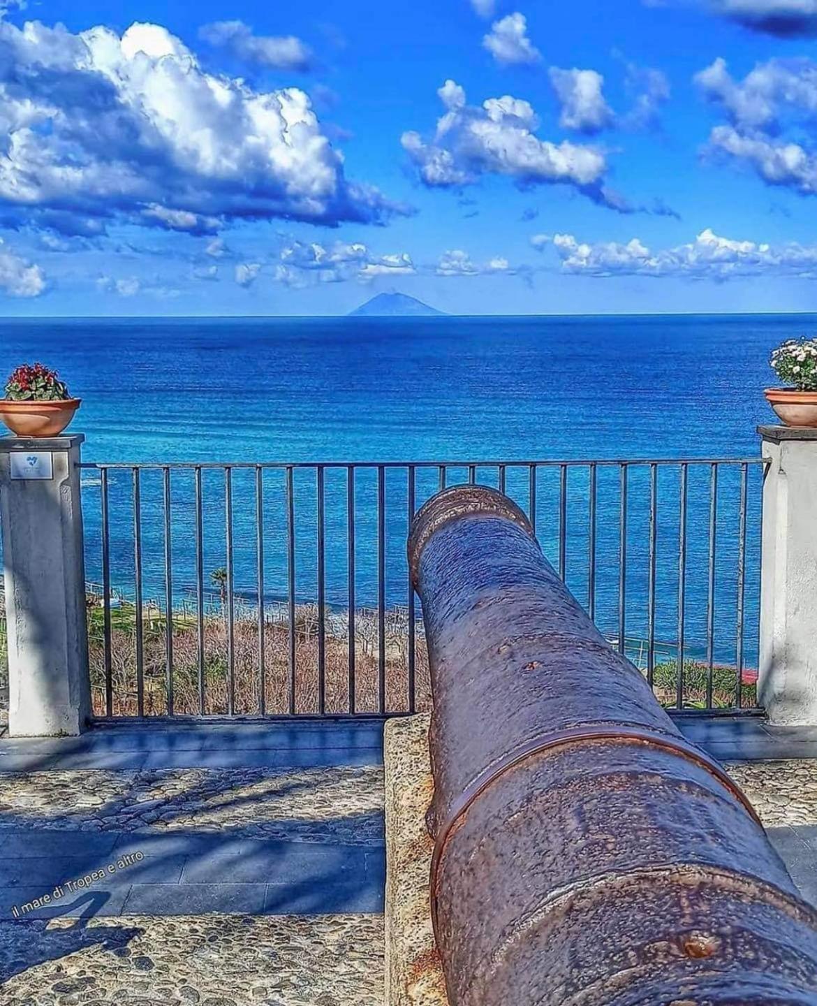 Il Tramonto Capo Vaticano Apartment *